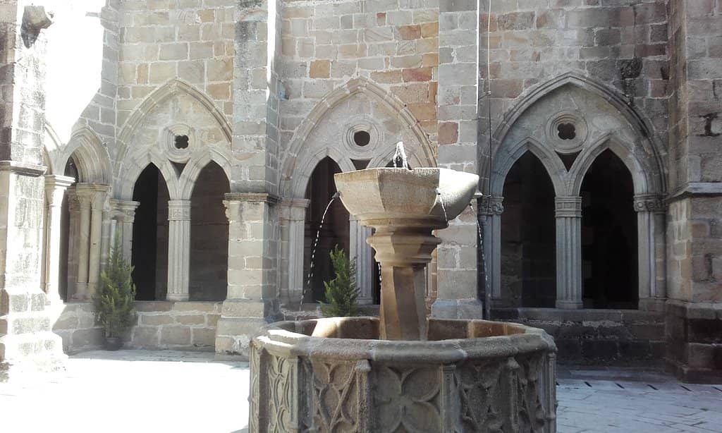 The New Cathedral (Catedral Nueva)