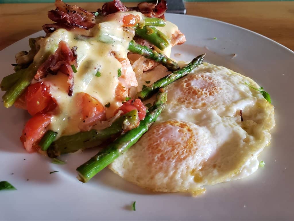 Cheers-like Atmosphere