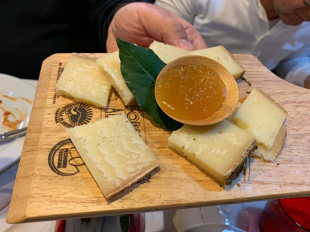 Authentic Roman Trattoria Ambiance