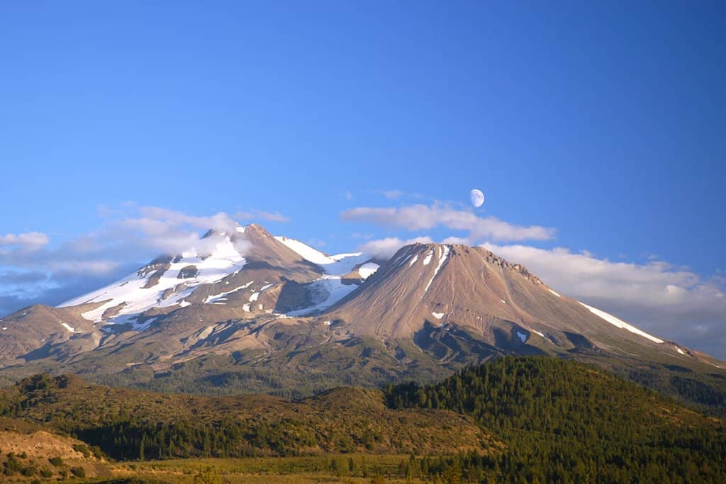 Lake Siskiyou Footbridge