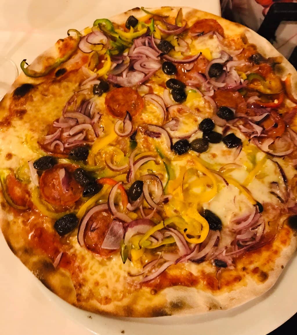 Sabbioni Pizza \u0026 Restaurant (2025) – Best of TikTok, Instagram \u0026 Reddit  Food Guide, image size:1024x1155