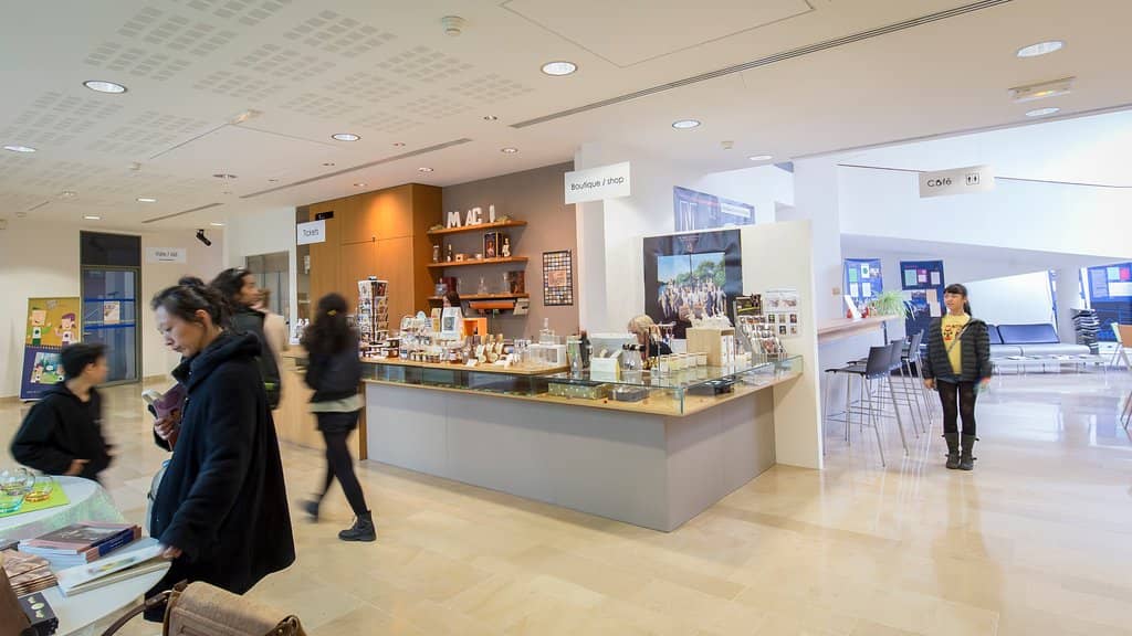 Historical Labels & Artifacts