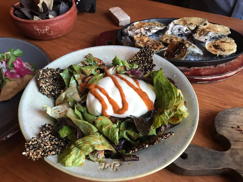 Unique 1950s-60s Vibe