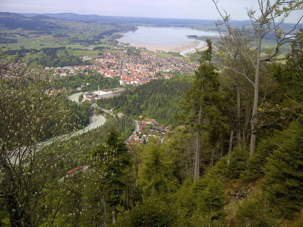 Proximity to Füssen Old Town