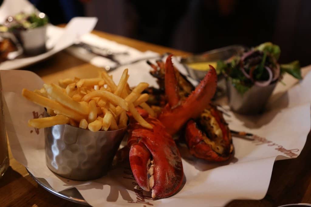 Vibrant Atmosphere & Attentive Service