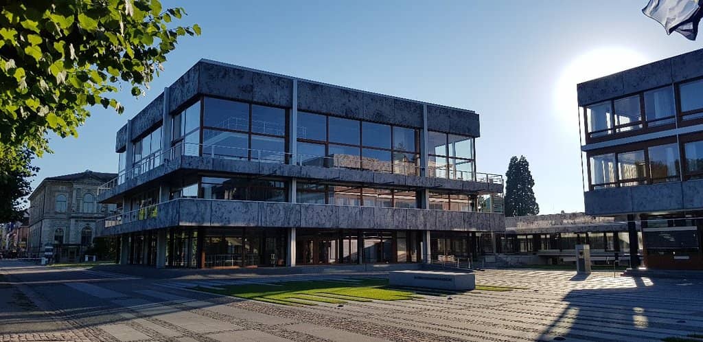 The Building's Architecture