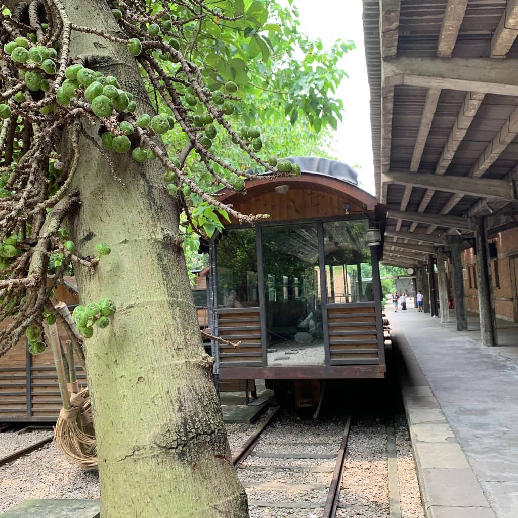 Art Studios & Boutiques