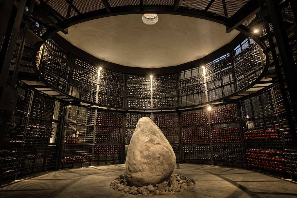 Piedra Infinita Architecture