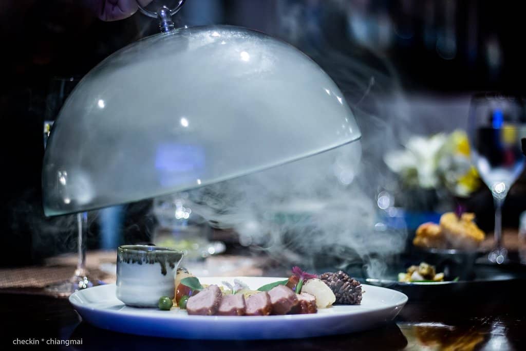 Exclusive Kitchen & House Tour