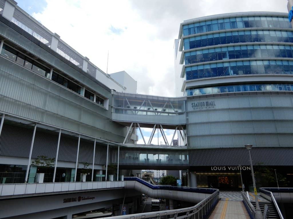 Delectable Cake Displays
