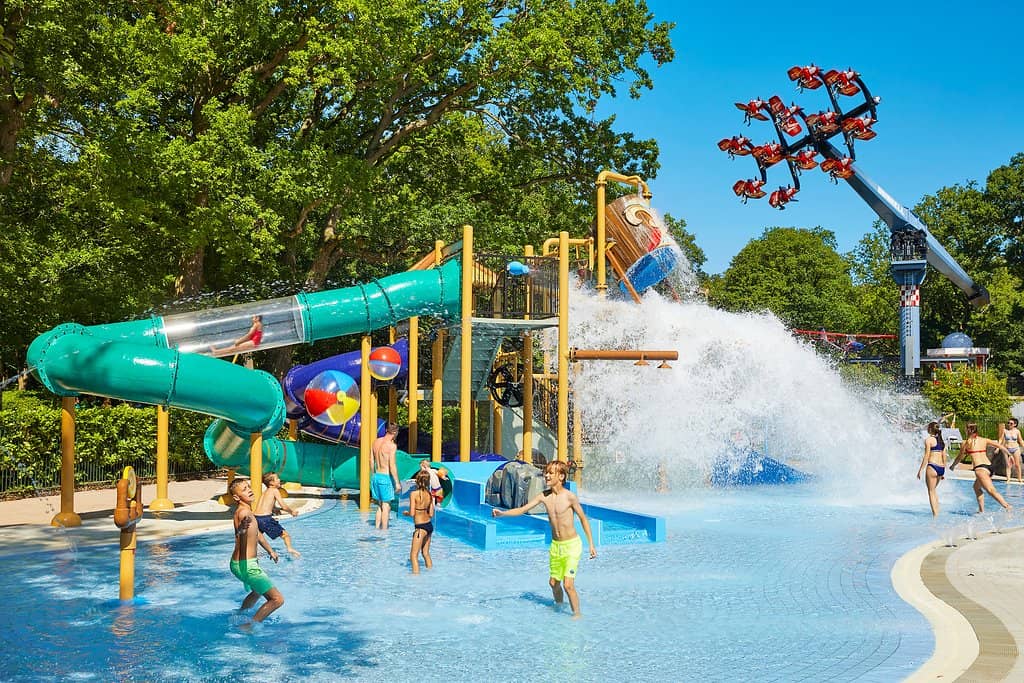 Wave Machine & Lazy River