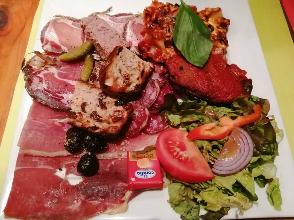 Charming Rustic Atmosphere