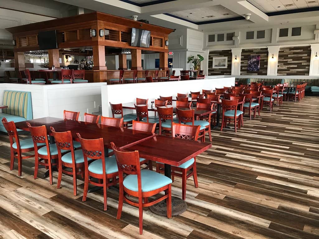 Vibrant Beachfront Atmosphere