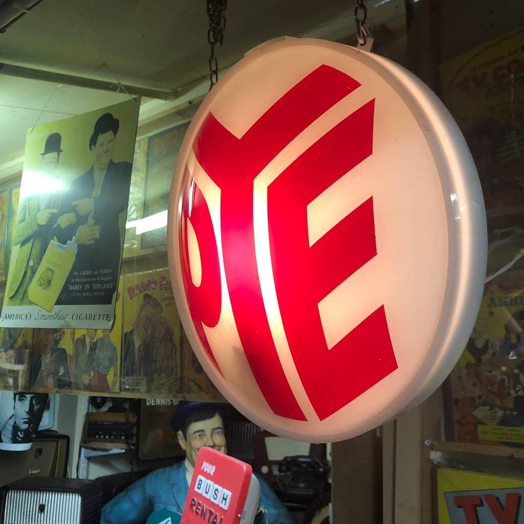 TV & Film Memorabilia