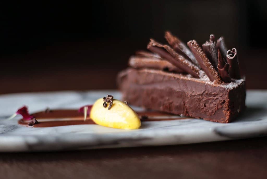 Elegant Ambiance with Chill Music