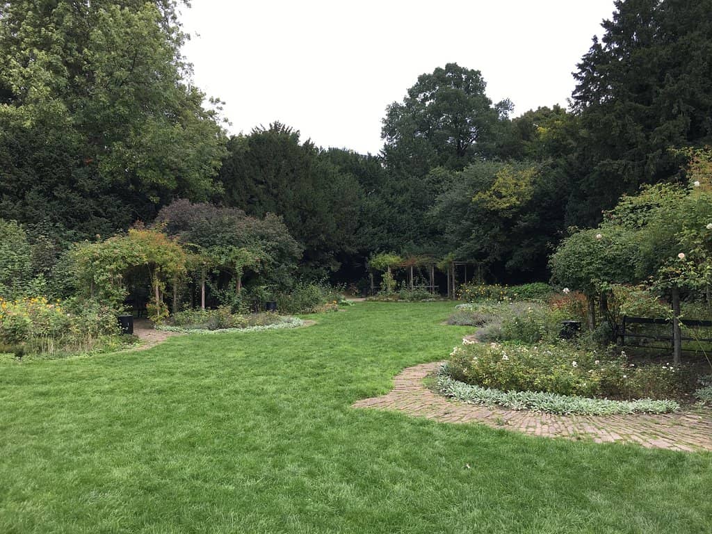 Lakes and Sculptures