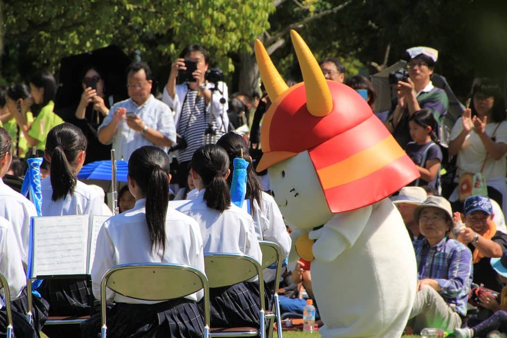 Tennis Courts & Play Areas