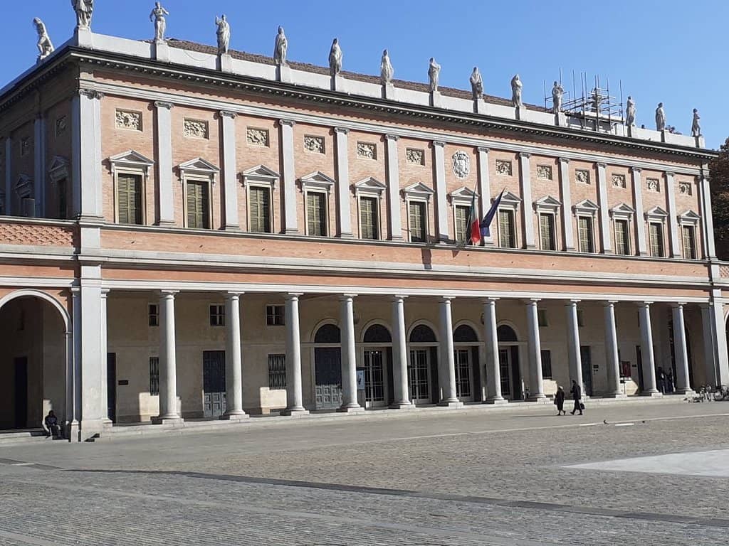 Lodi's Charming Square