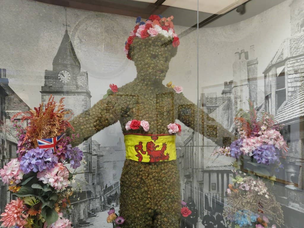 Charming High Street