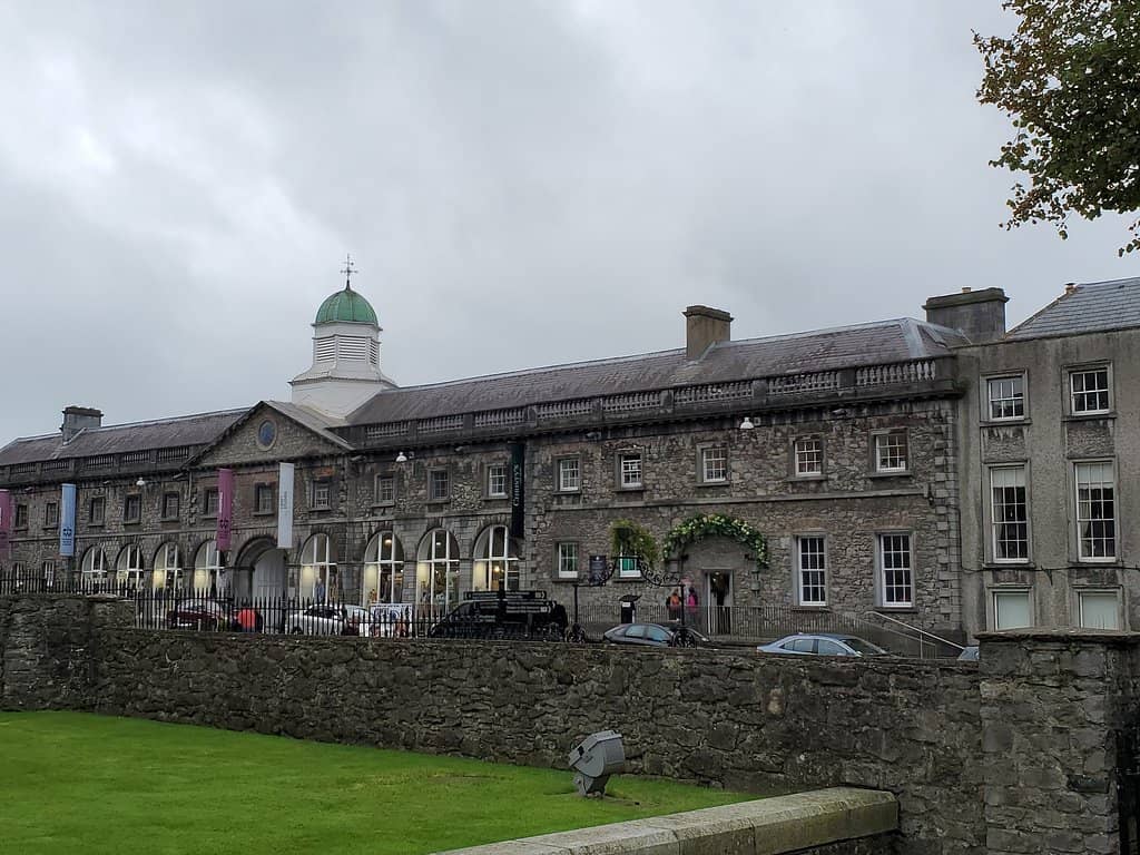 Castle Yard Location