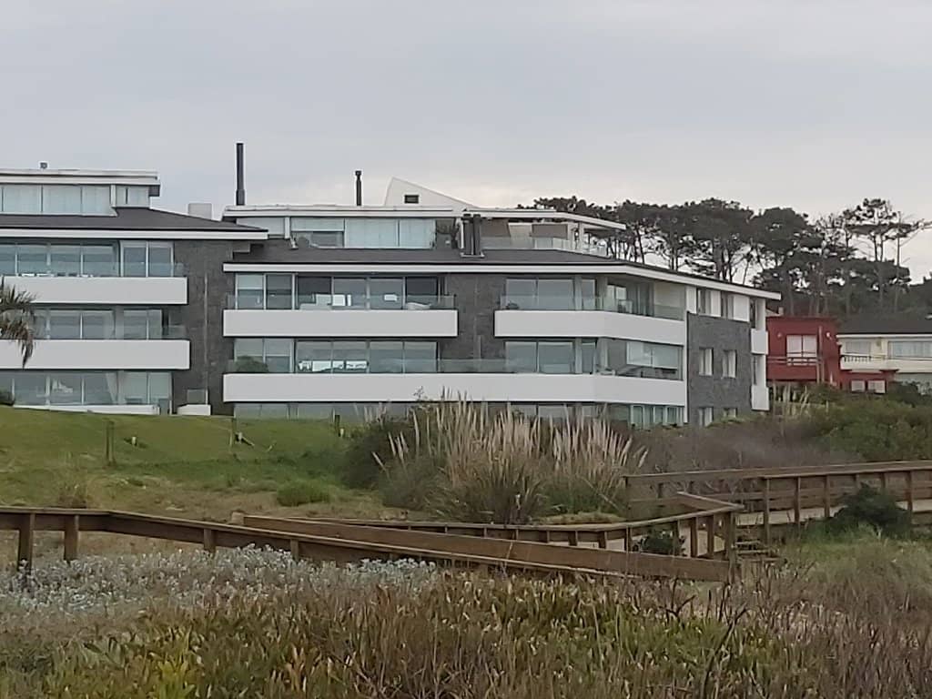 La Bohemia Beach Shop