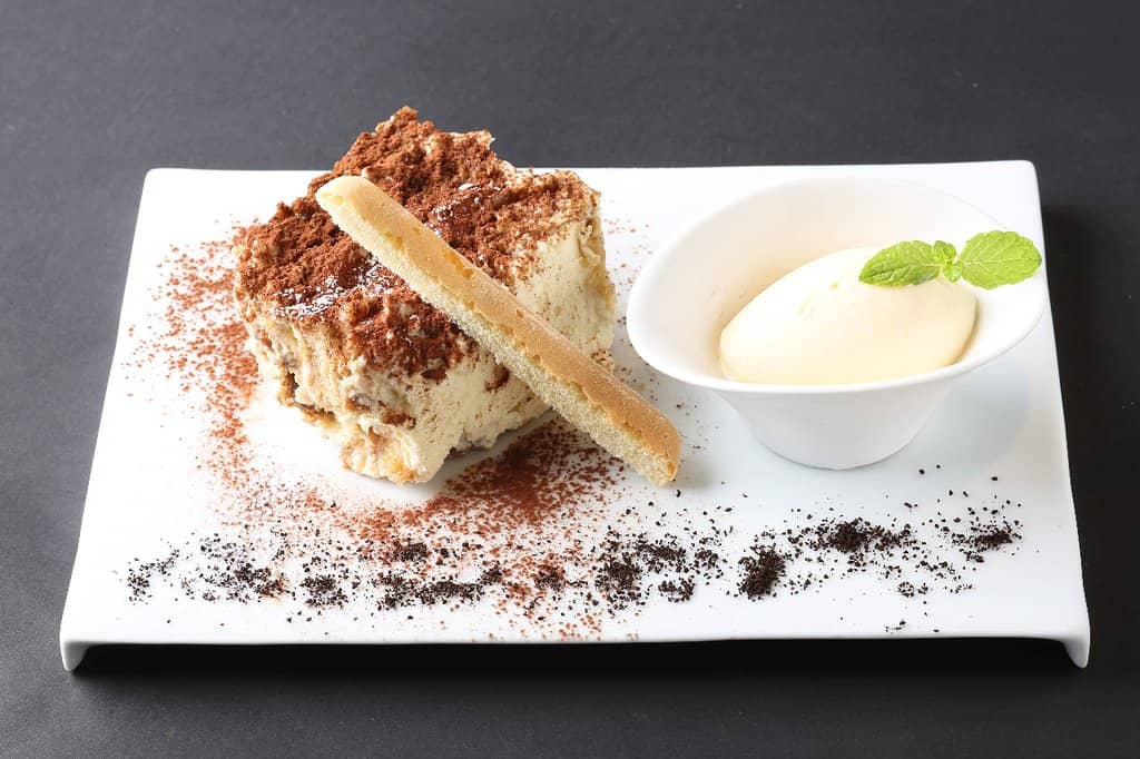 Romantic Ambiance & Special Occasions