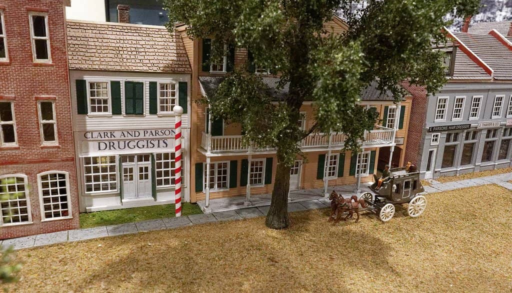 Union Station & Tunnel Bar