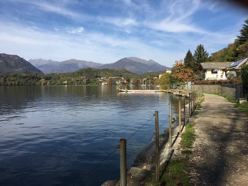 Lago Grande Promenade
