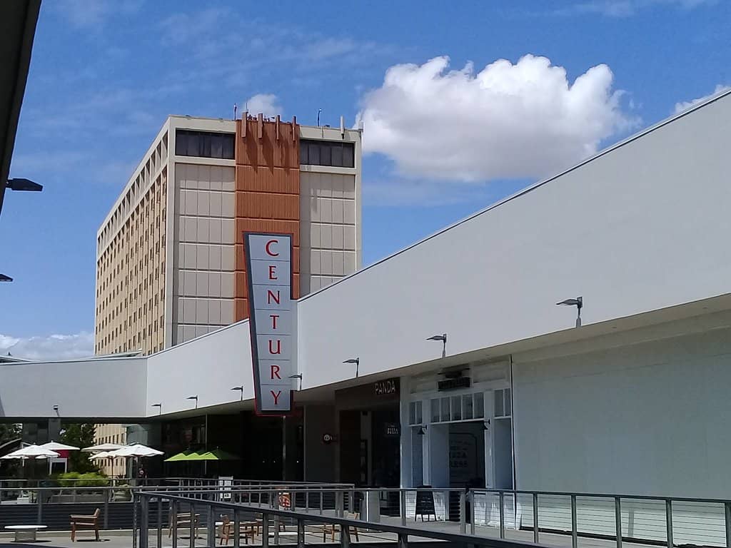 Proximity to Old Sacramento