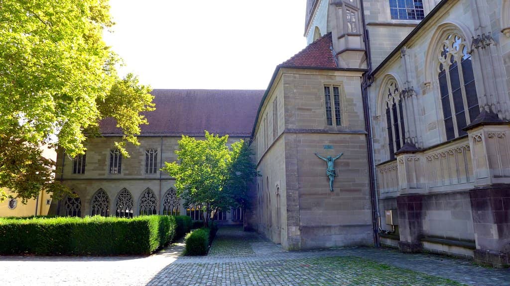 Crypt and Chapels