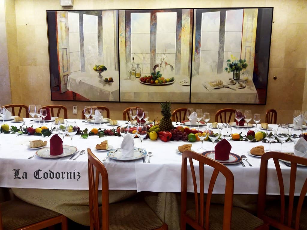 Welcoming Taverna Atmosphere