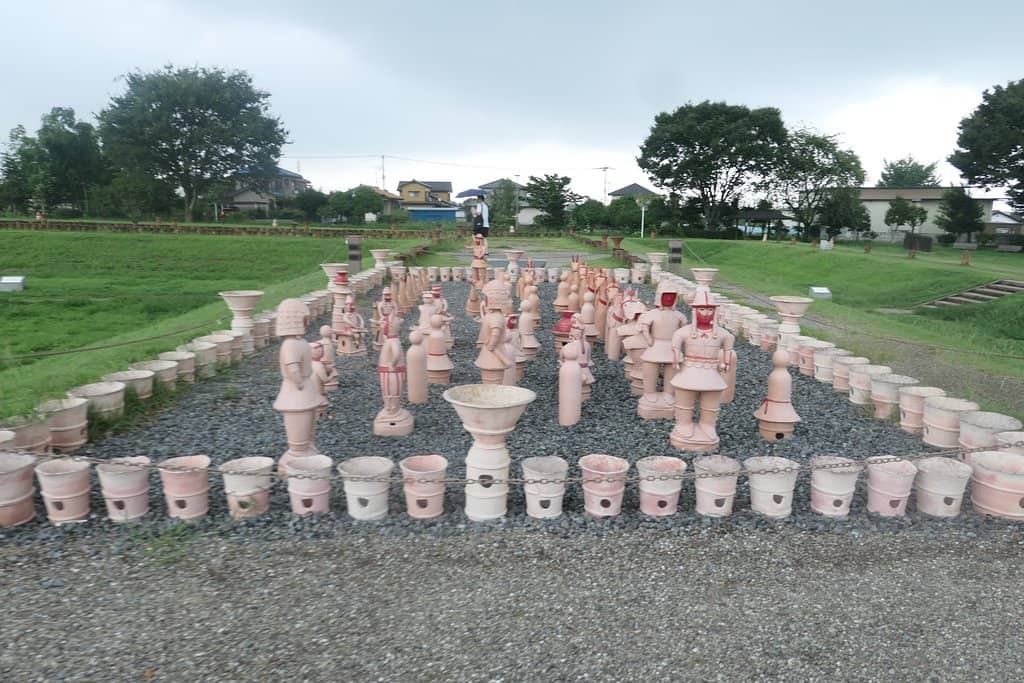 Keyhole-Shaped Tombs