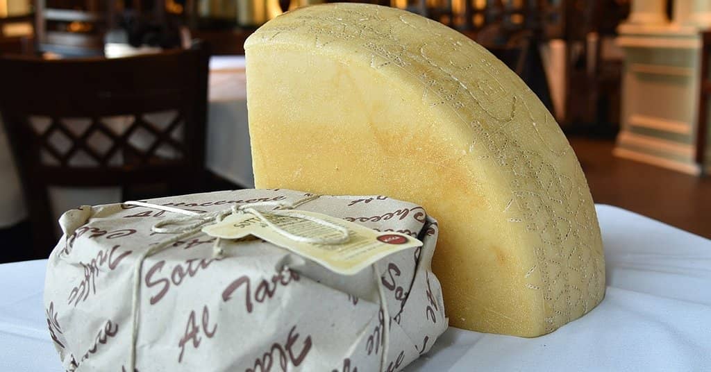 Warm, Family-Dinner Ambiance