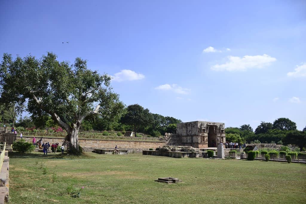 Panoramic Fort Views