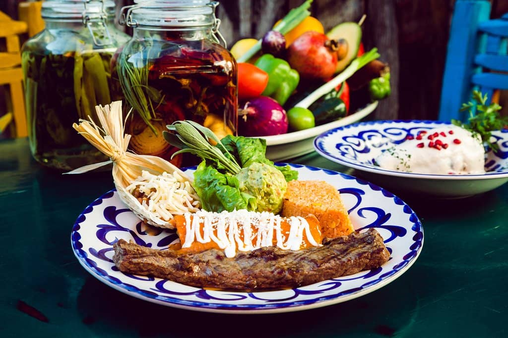 Live Mariachi Performances