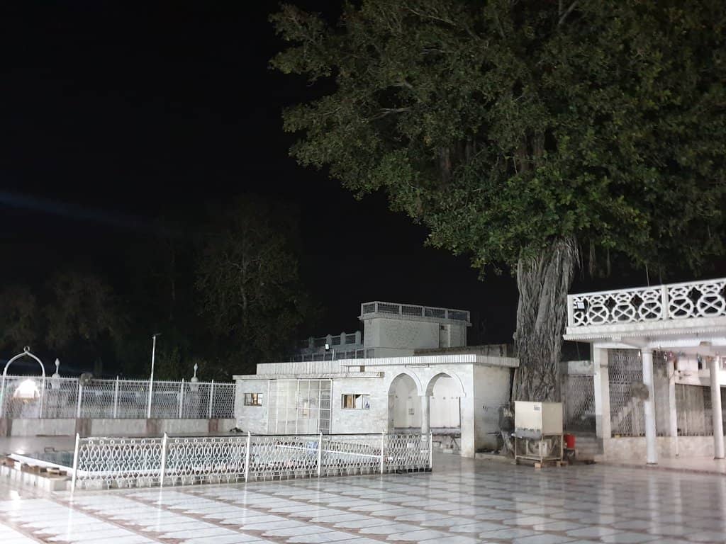 Langar (Free Kitchen)