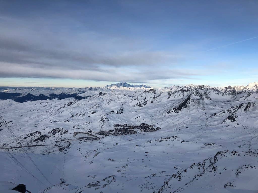 Advanced Skiing Descent