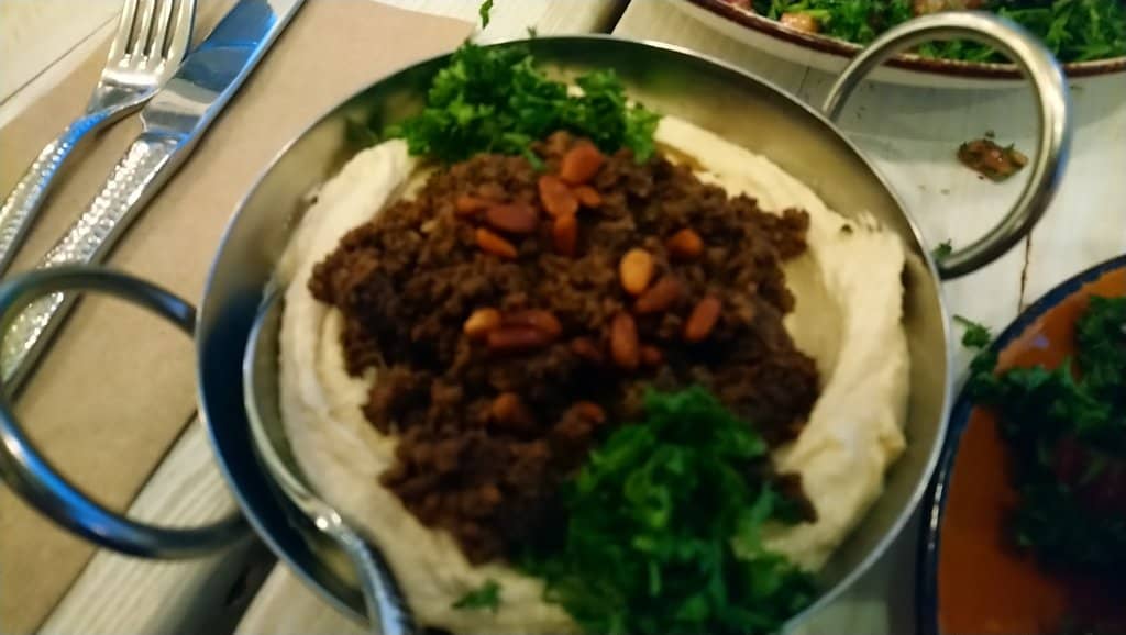 Hummus Beiruti