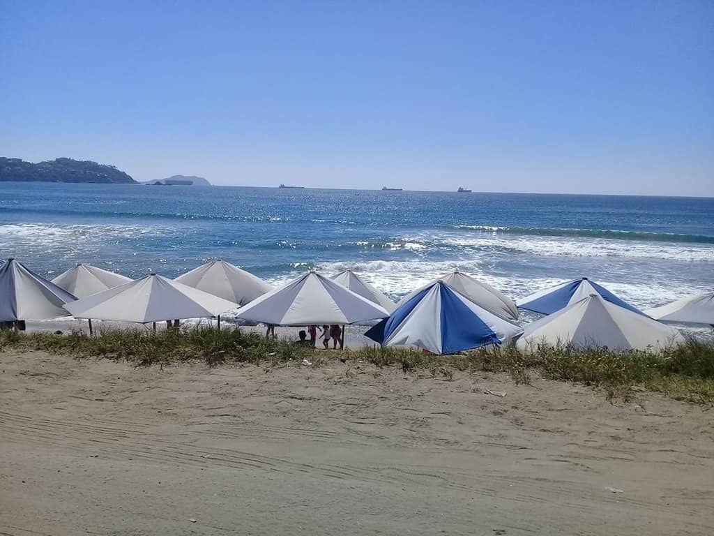 Spectacular Beachfront