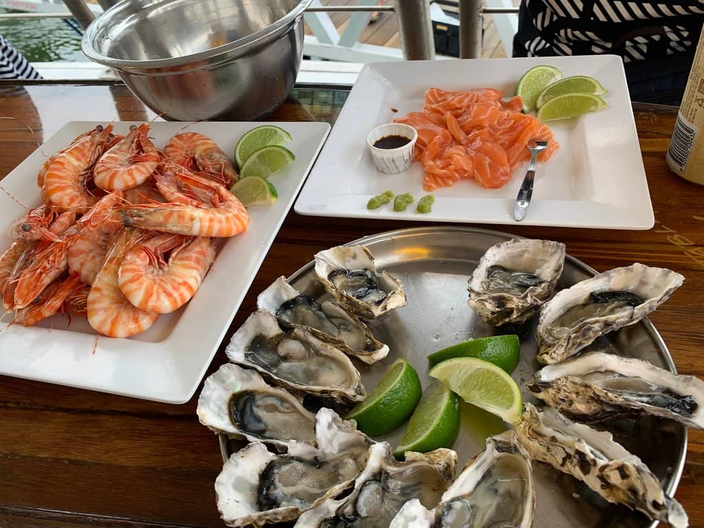 Communal Vibe & Marina Views