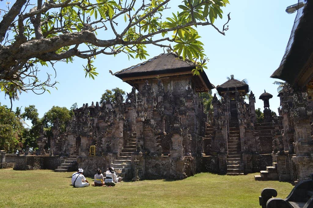 Unique Dutch Statues