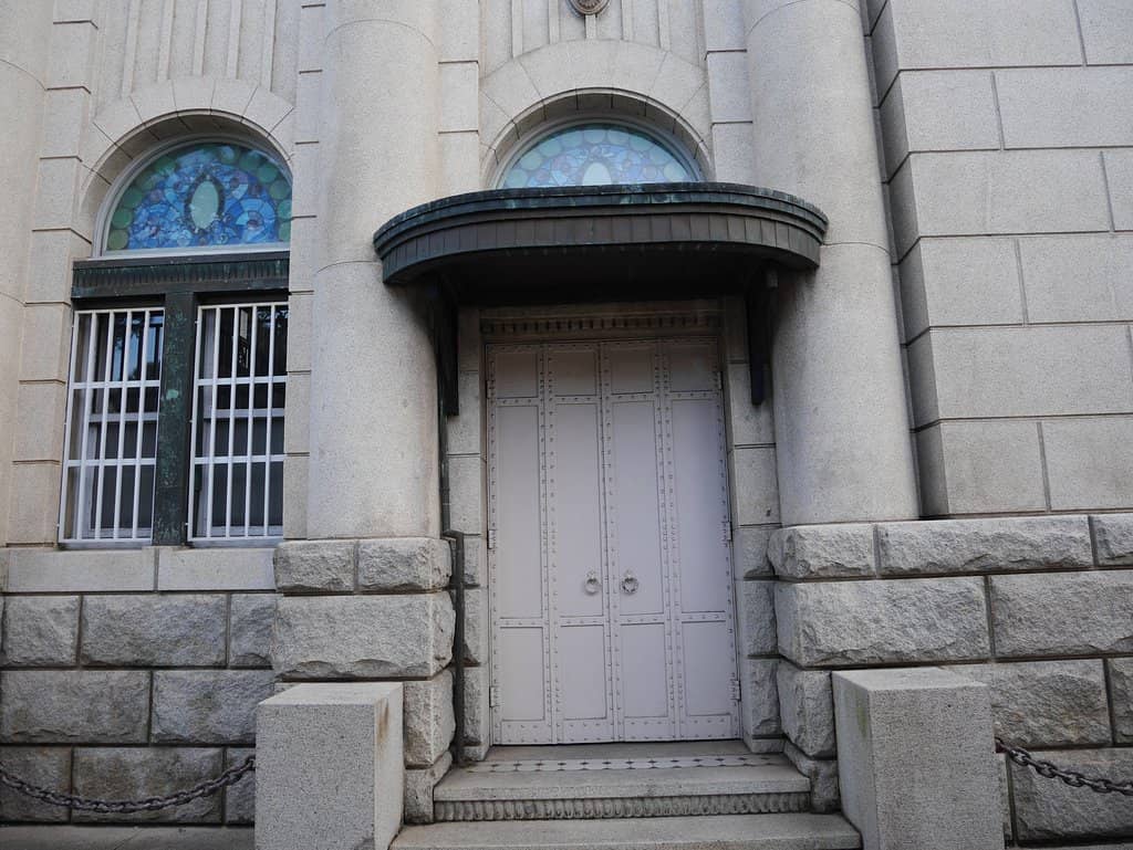 Artisan and Craft Shops