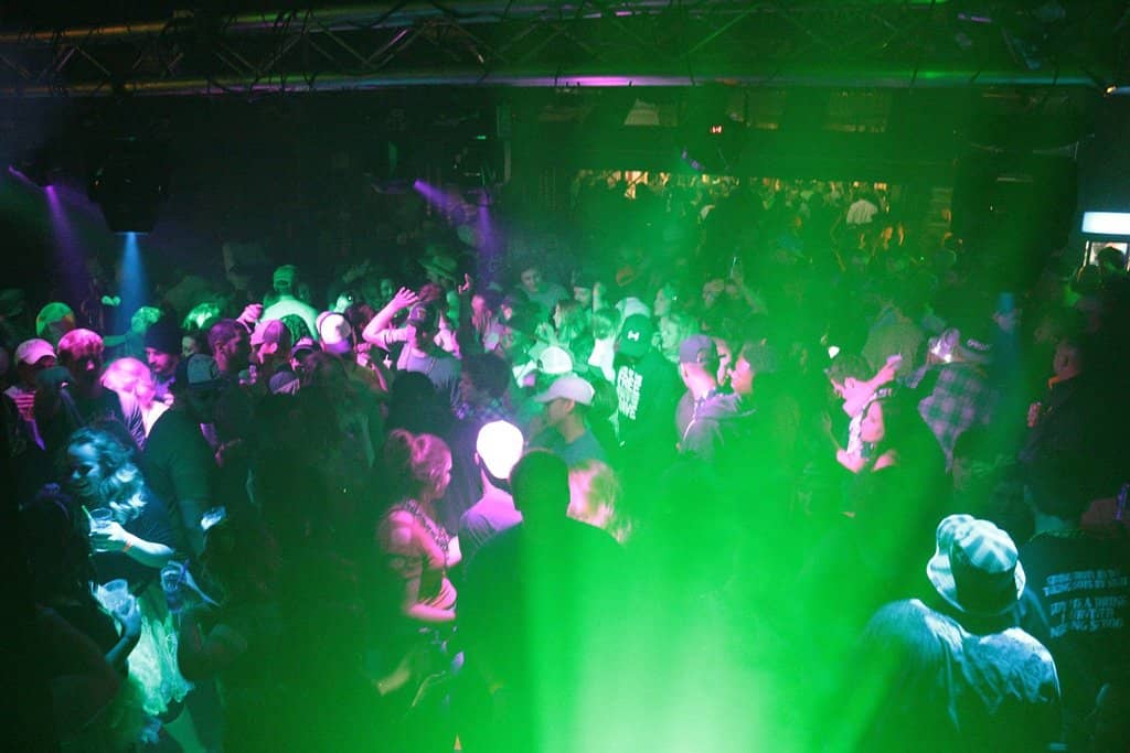 Traditional Slot Machines & Gaming