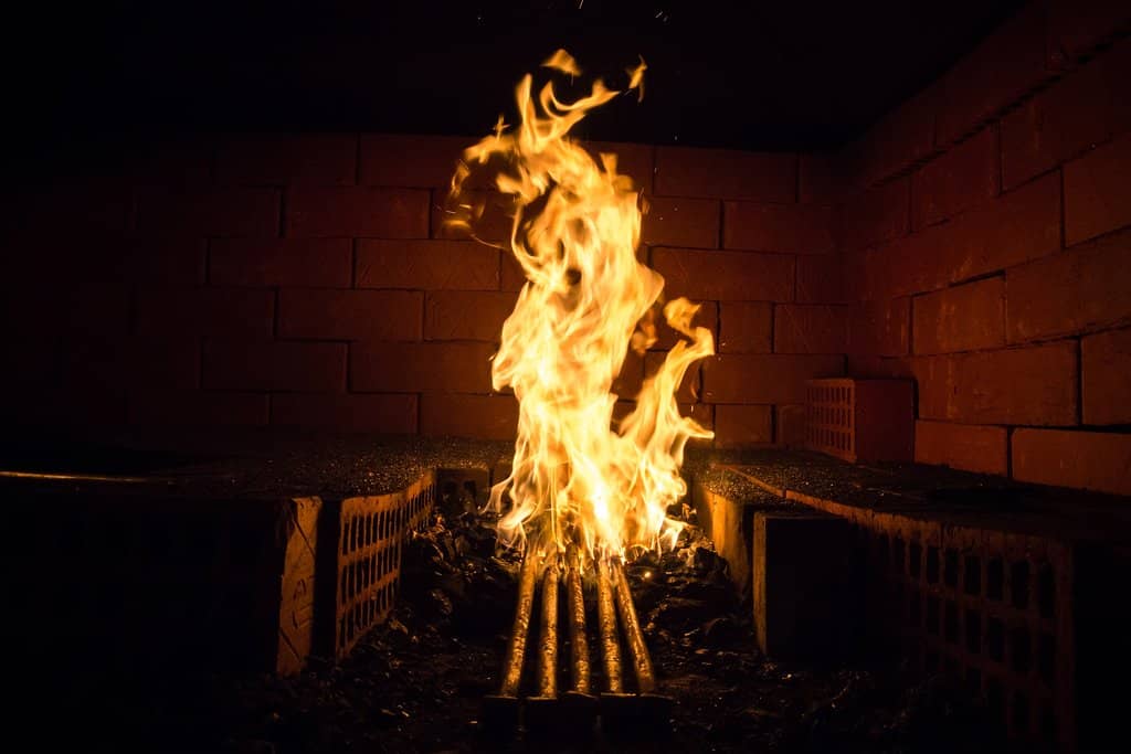 Floating Bridge Illusion