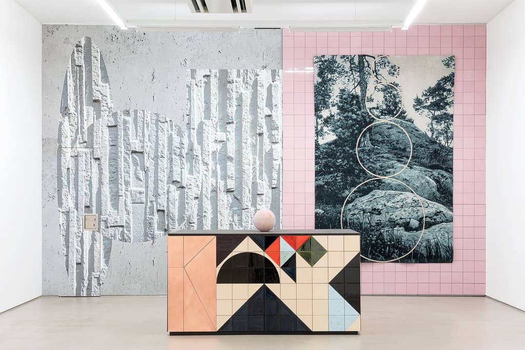 Instagrammable Glass Bay Window