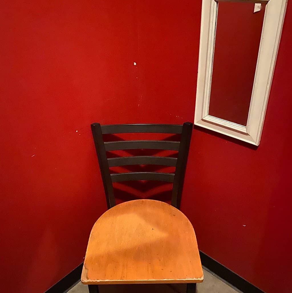 Authentic Chicago-Style Deli Experience