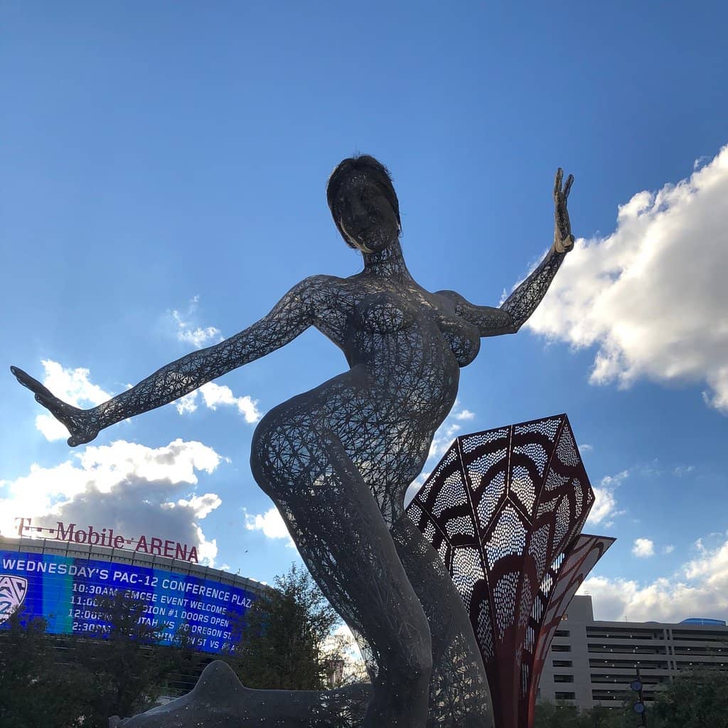 Outdoor Dining & Food Trucks