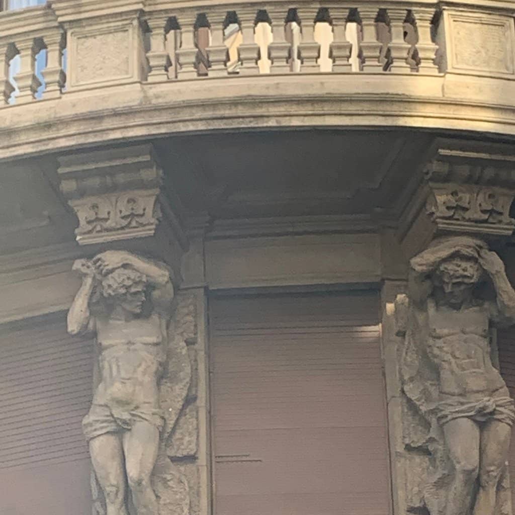 Hidden Gardens and Courtyards