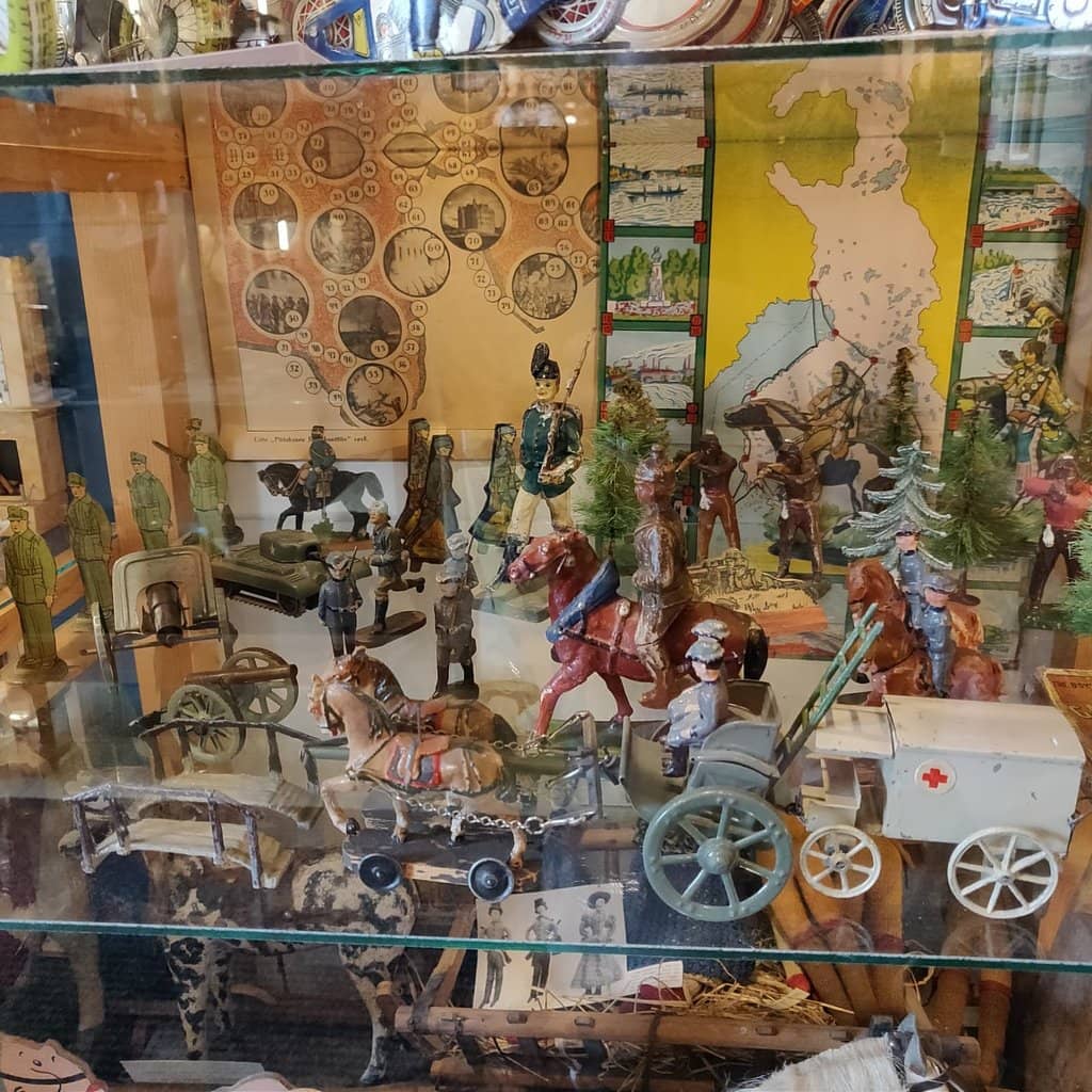 Vintage Toy Showcase
