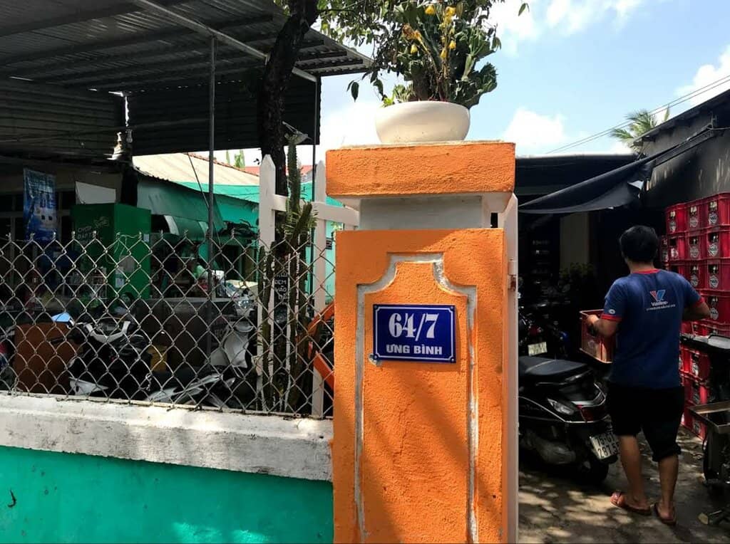 Com Hen (Mussel Rice)